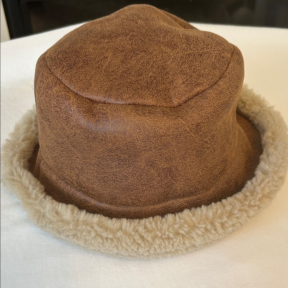 Mango Brown/Dark Tan Leather Bucket Hat with Faux Fur